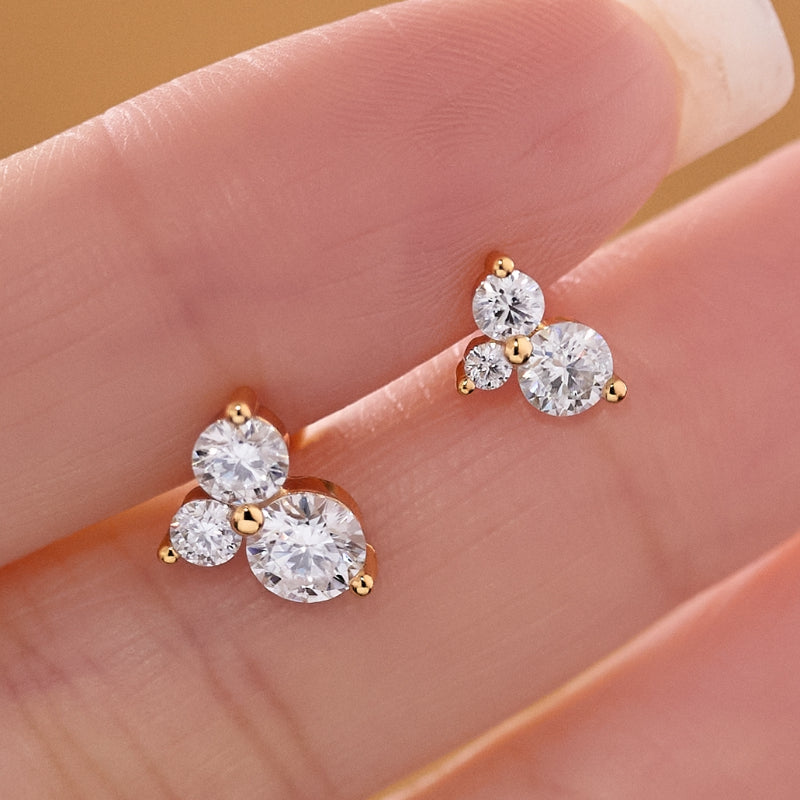 NerMoons  925 Silver Moissanite Earrings [Clover Studs] Simple, Basic, Versatile