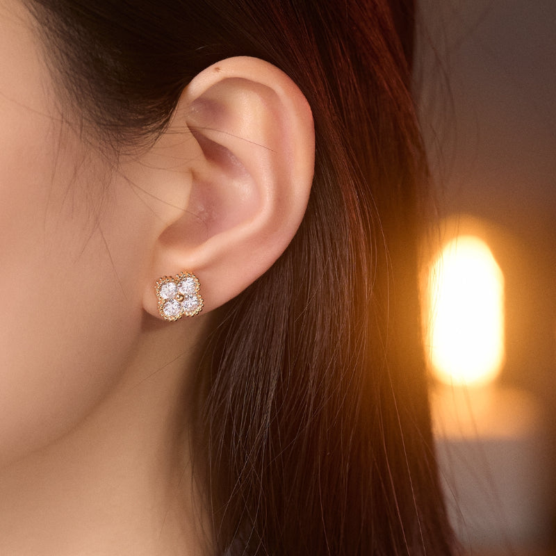 NerMoons 925 Silver Moissanite Earrings [Four-Leaf Clover Studs] Fashionable and Classic