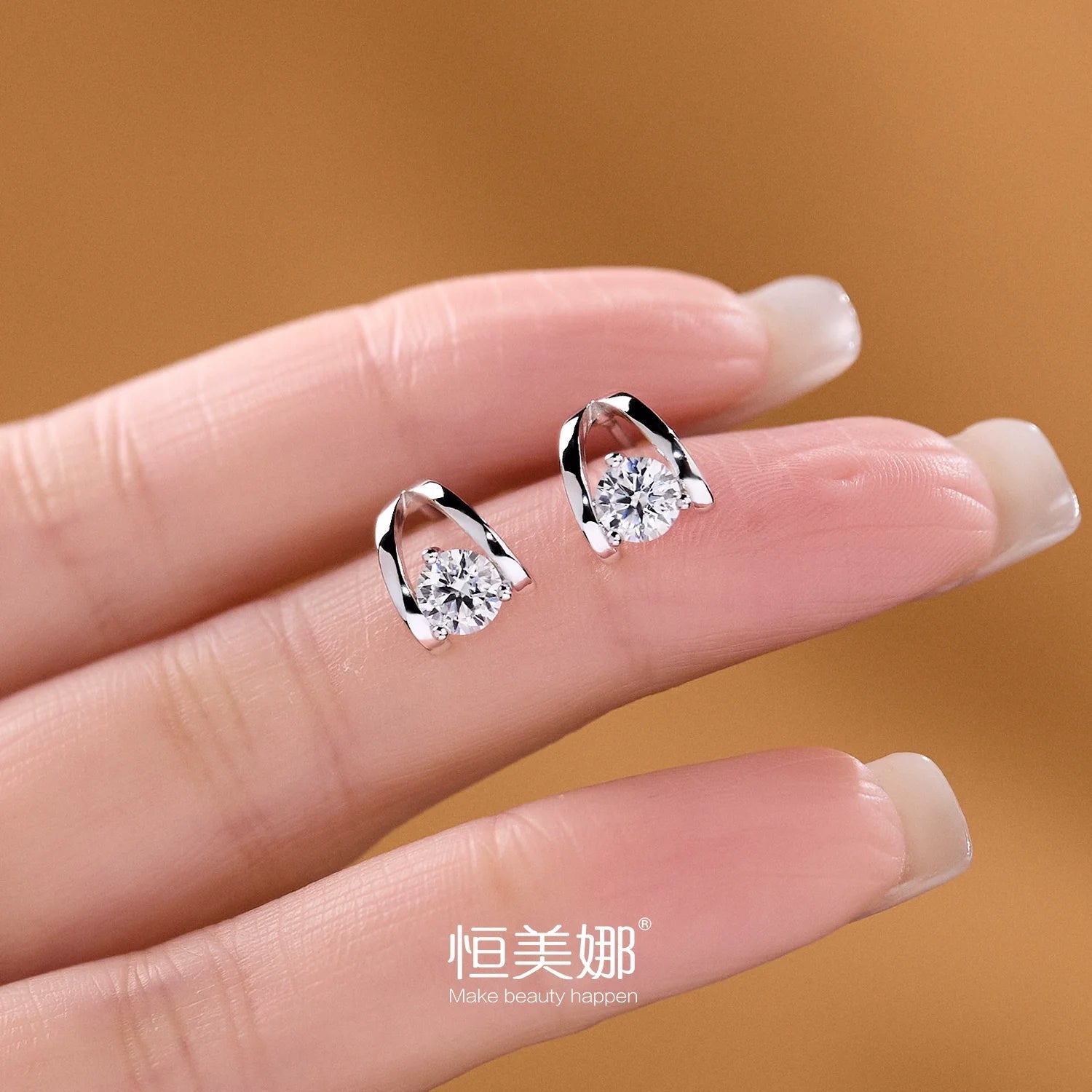 NerMoons 925 Silver Moissanite Earrings [Victoria Studs] Simple, Unique Design