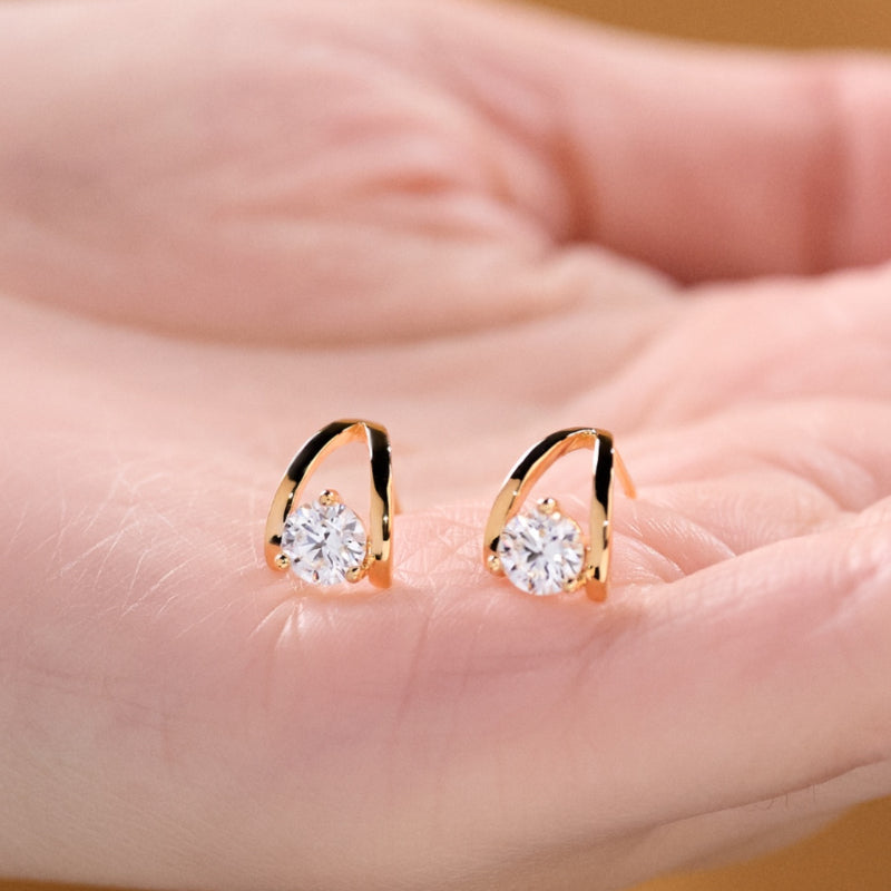 NerMoons 925 Silver Moissanite Earrings [Victoria Studs] Simple, Unique Design